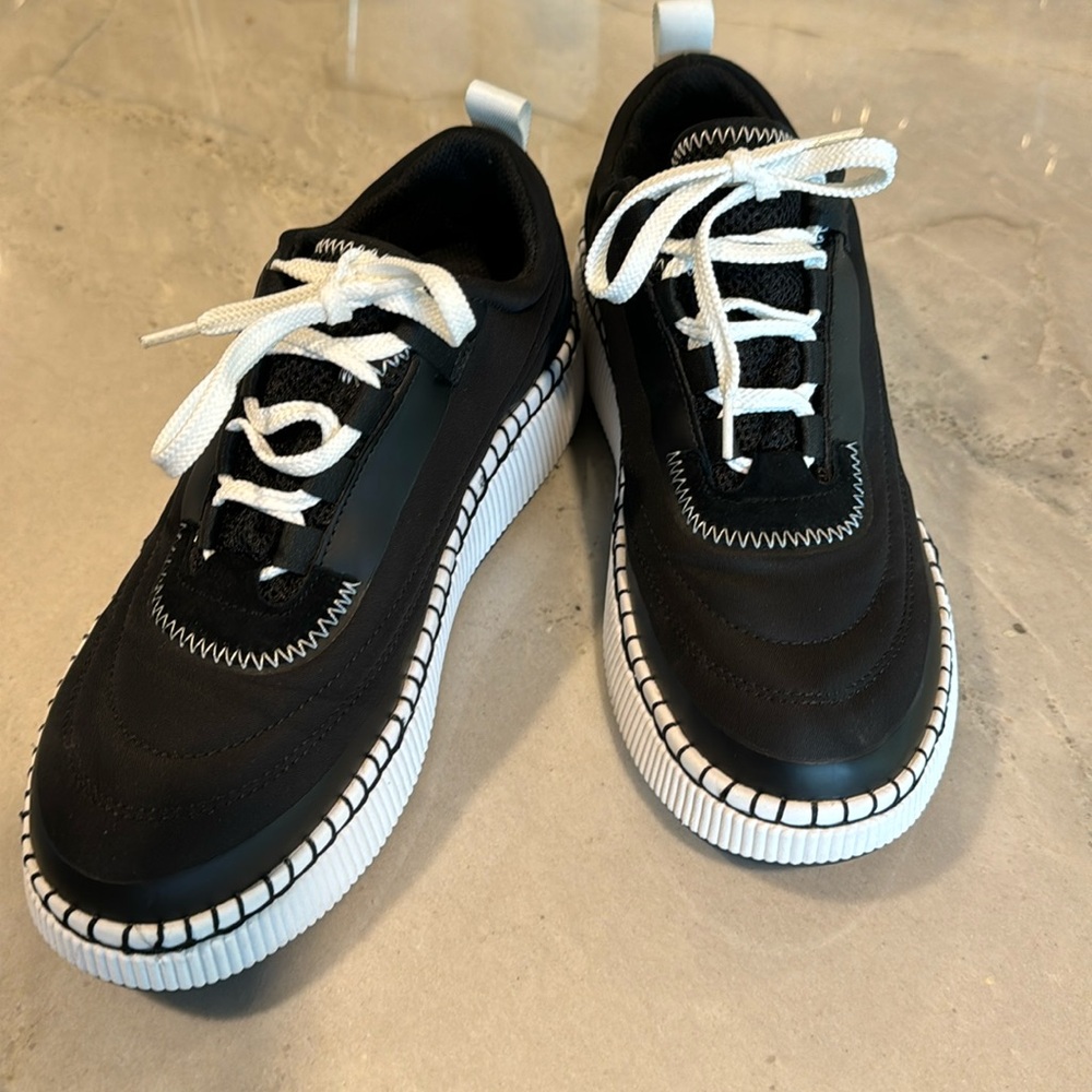 Cougar waterproof sneakers